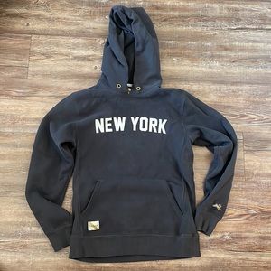 Tracksmith New York Hoodie Men’s Small